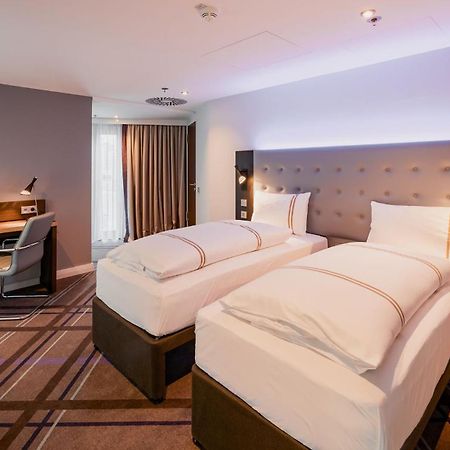 Premier Inn Stuttgart City Europaviertel Εξωτερικό φωτογραφία