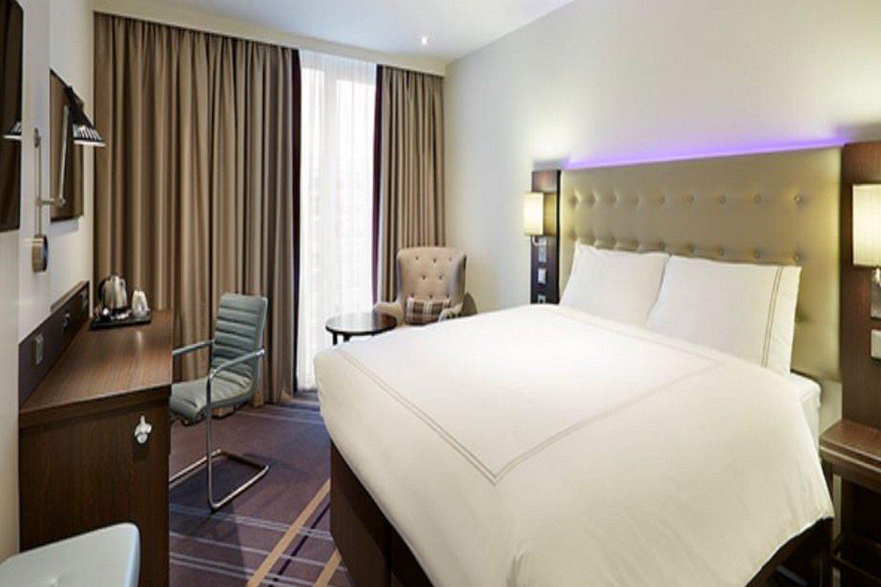Premier Inn Stuttgart City Europaviertel Εξωτερικό φωτογραφία