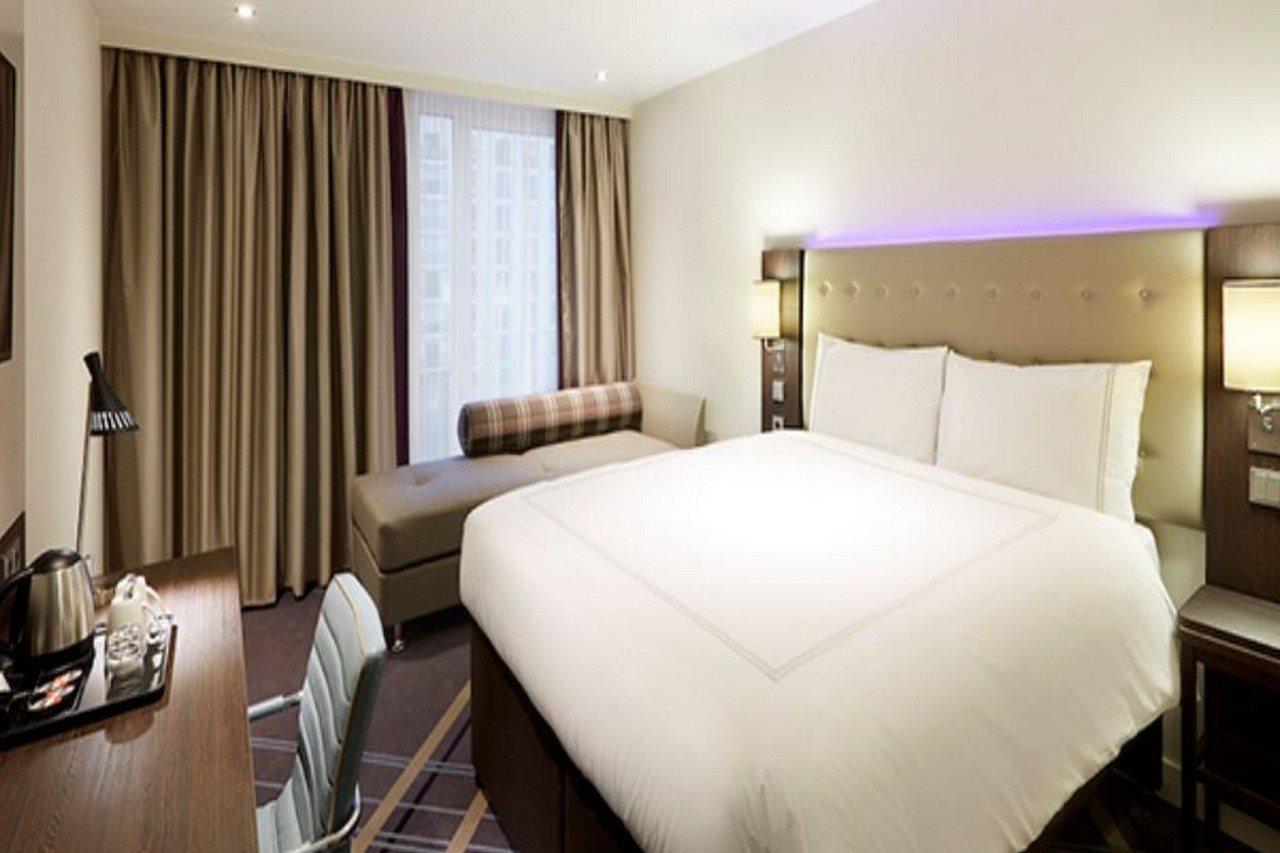 Premier Inn Stuttgart City Europaviertel Εξωτερικό φωτογραφία