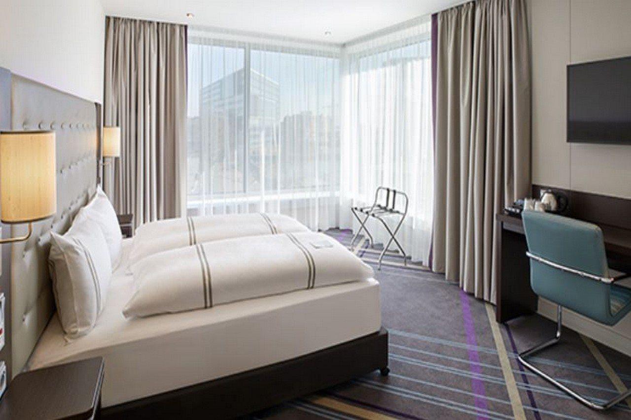 Premier Inn Stuttgart City Europaviertel Εξωτερικό φωτογραφία
