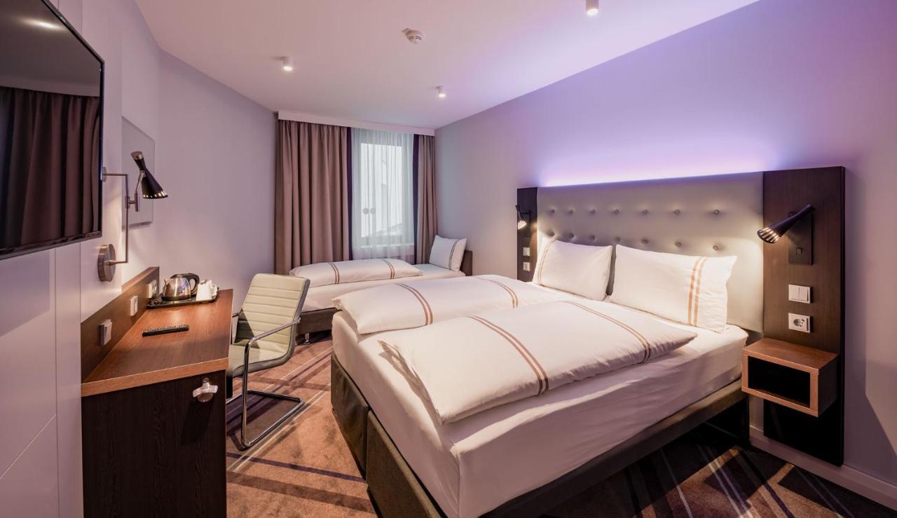Premier Inn Stuttgart City Europaviertel Εξωτερικό φωτογραφία