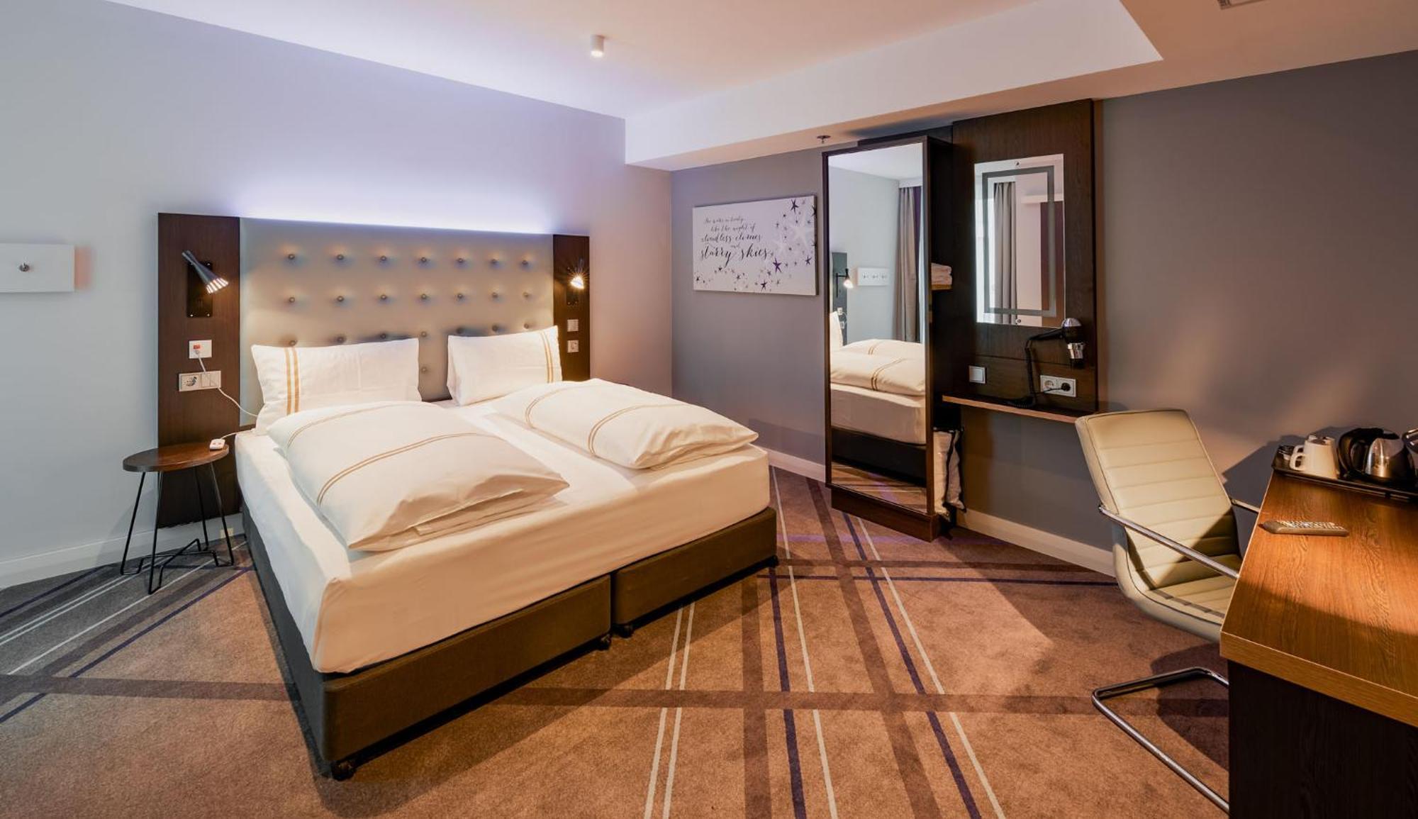 Premier Inn Stuttgart City Europaviertel Εξωτερικό φωτογραφία